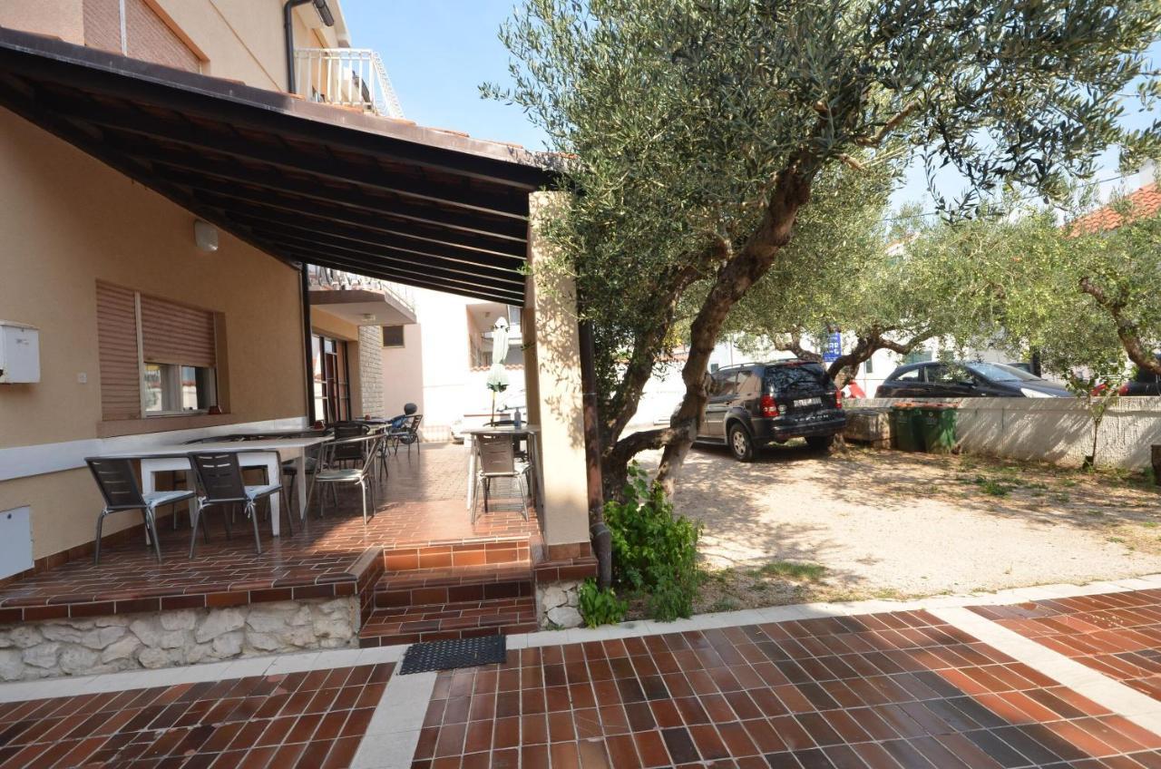 Apartment And Rooms Mrkovic Vodice Exterior foto